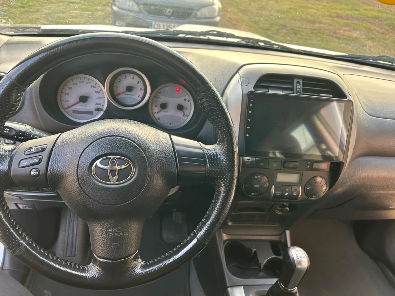 Toyota Rav4 D4D, снимка 3 - Автомобили и джипове - 48326638