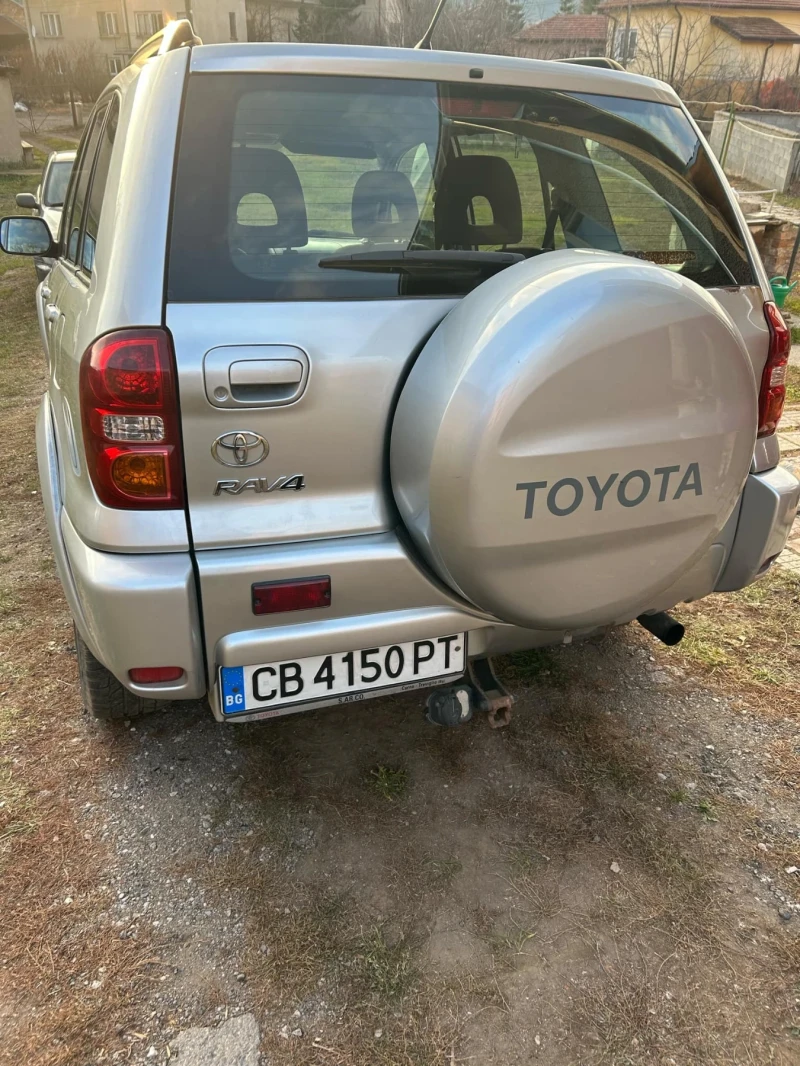 Toyota Rav4 D4D, снимка 7 - Автомобили и джипове - 48326638