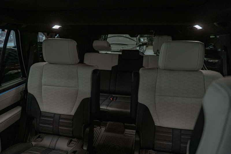 Toyota Sequoia Capstone/JBL/6+ 1/Обдухване/Panorama/HuD/Virtual/L, снимка 10 - Автомобили и джипове - 51994441