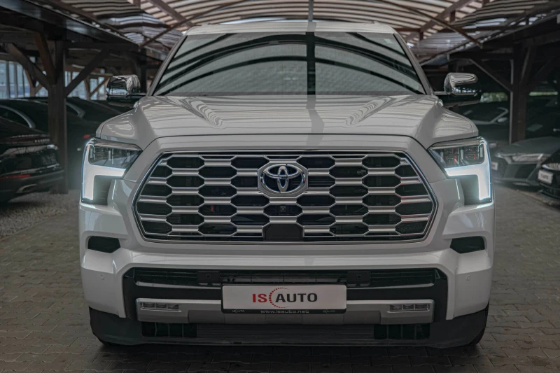Toyota Sequoia Capstone/JBL/6+ 1/Обдухване/Panorama/HuD/Virtual/L, снимка 2 - Автомобили и джипове - 51994441