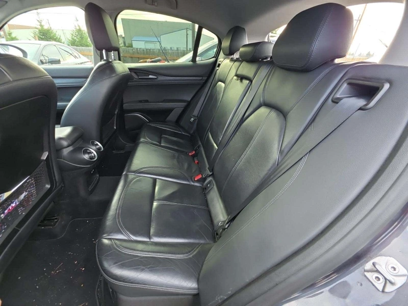 Alfa Romeo Stelvio, снимка 13 - Автомобили и джипове - 52496858