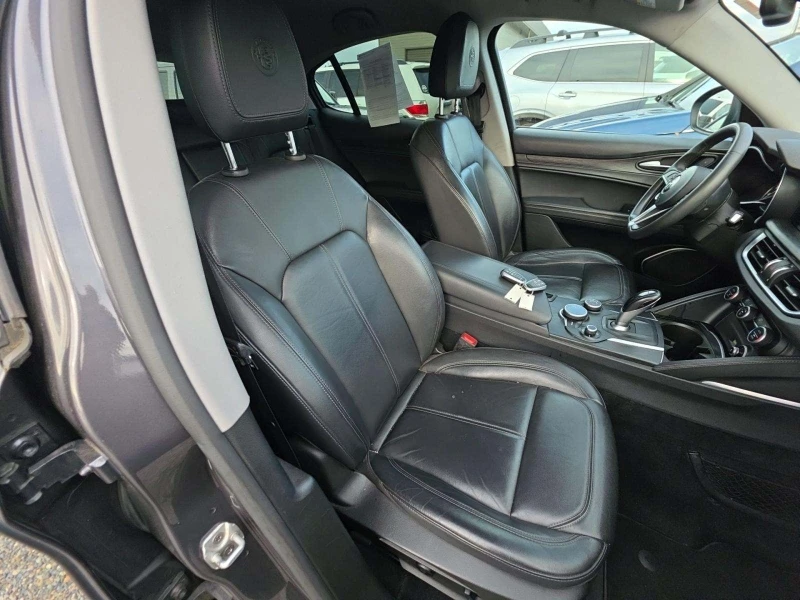 Alfa Romeo Stelvio, снимка 9 - Автомобили и джипове - 52496858