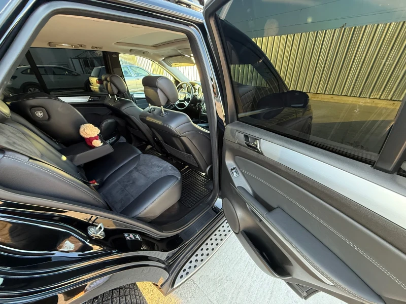 Mercedes-Benz ML 320, снимка 12 - Автомобили и джипове - 52851379