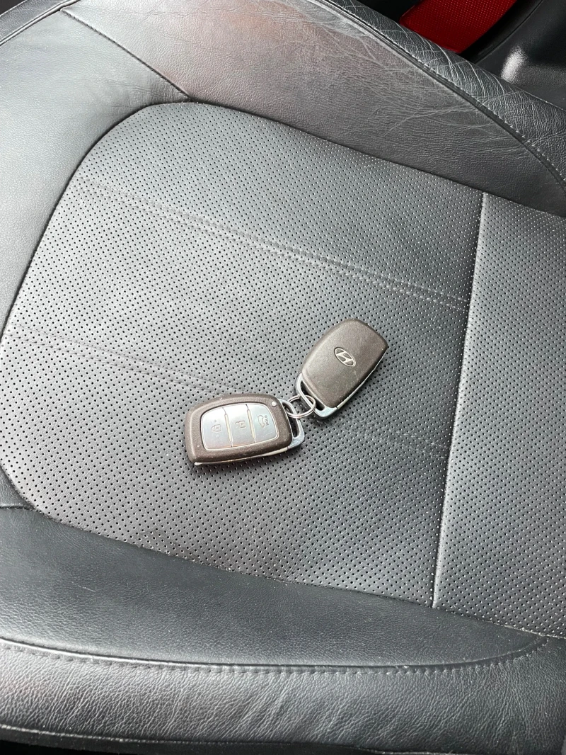 Hyundai IX35 2.0 d 184hp, снимка 10 - Автомобили и джипове - 52884962