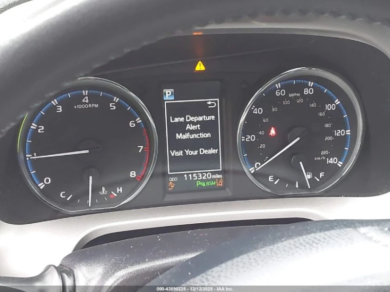 Toyota Rav4 2.5L I-4 DOHC, VVT, 176HP Front Wheel Drive, снимка 8 - Автомобили и джипове - 52915303