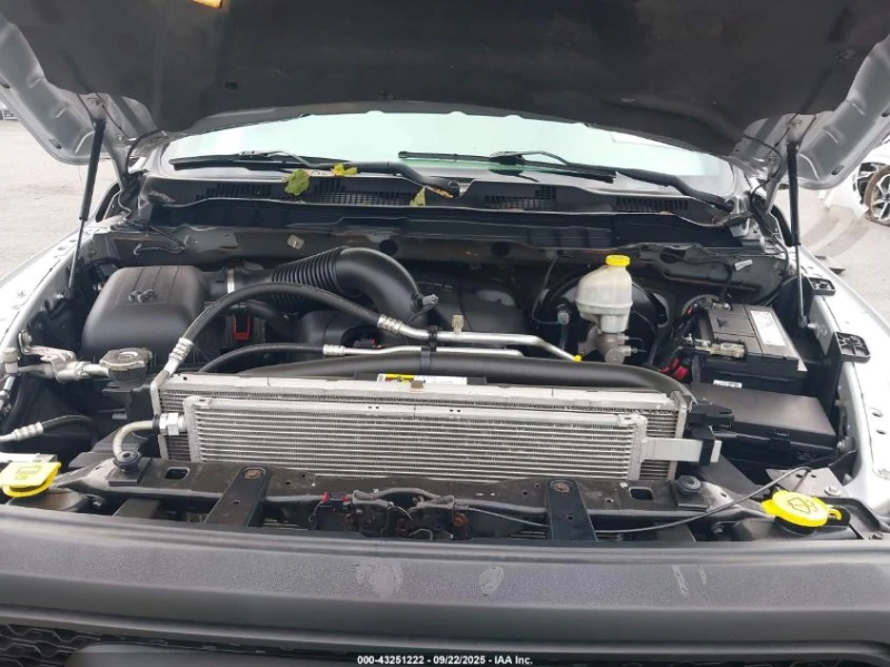 Dodge RAM 1500 5.7L V-8 VVT, 395HP 4X4 Drive, снимка 15 - Автомобили и джипове - 53057392