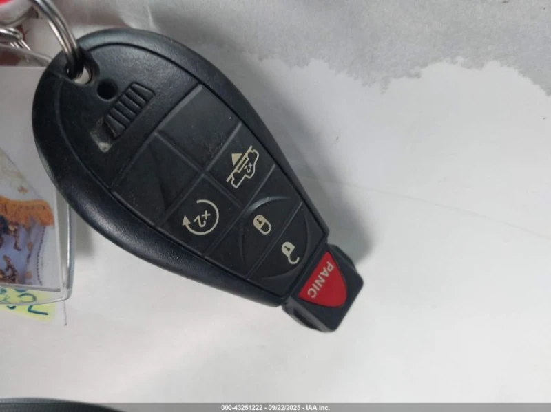 Dodge RAM 1500 5.7L V-8 VVT, 395HP 4X4 Drive, снимка 3 - Автомобили и джипове - 53057392