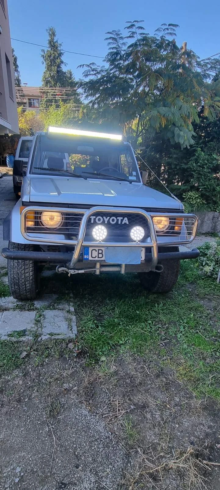 Toyota Land cruiser J70, снимка 1 - Автомобили и джипове - 48178509