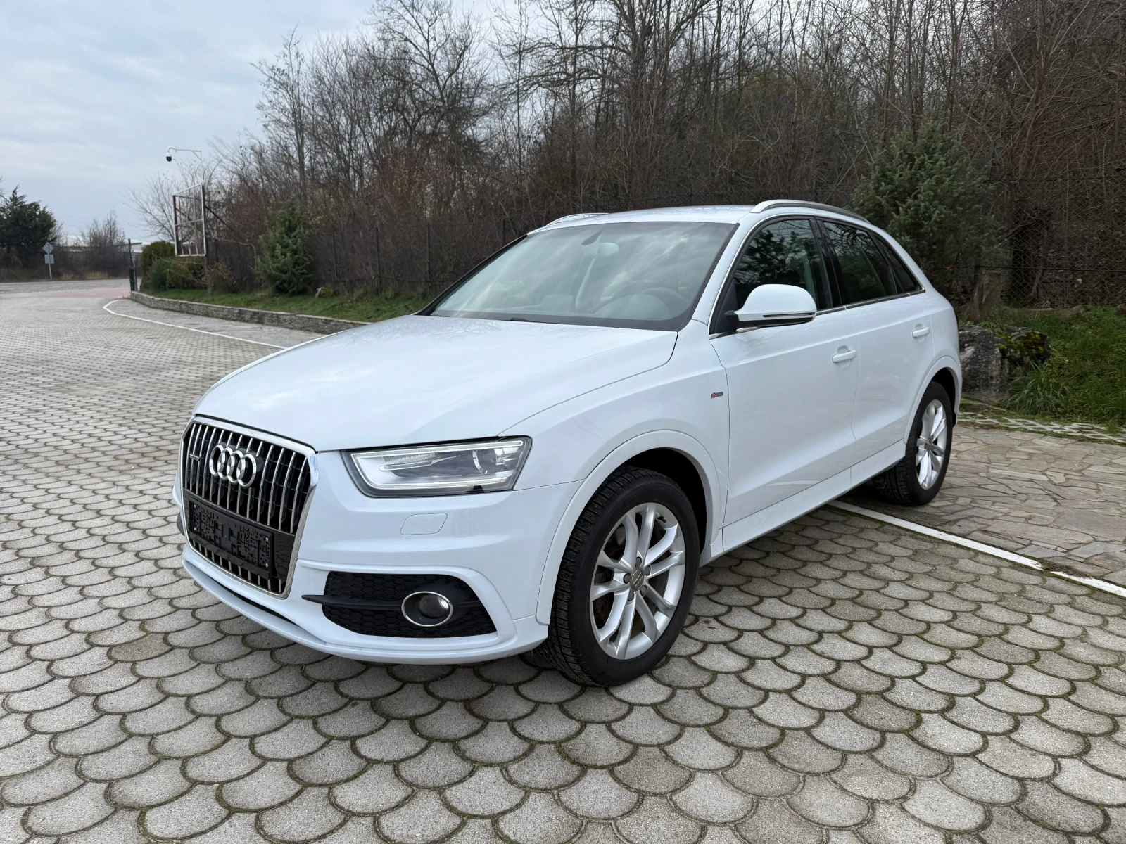 Audi Q3 4x4, снимка 1