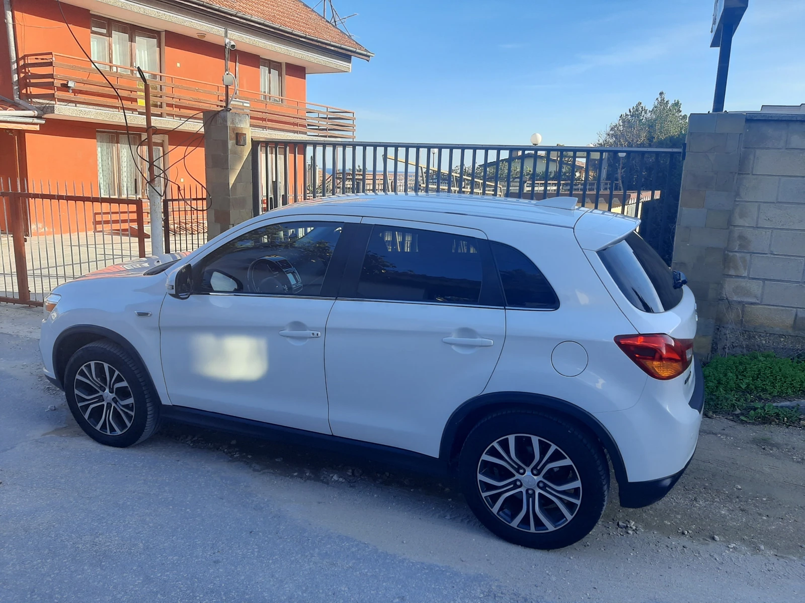 Mitsubishi ASX 2.2 DID AWD  - изображение 8