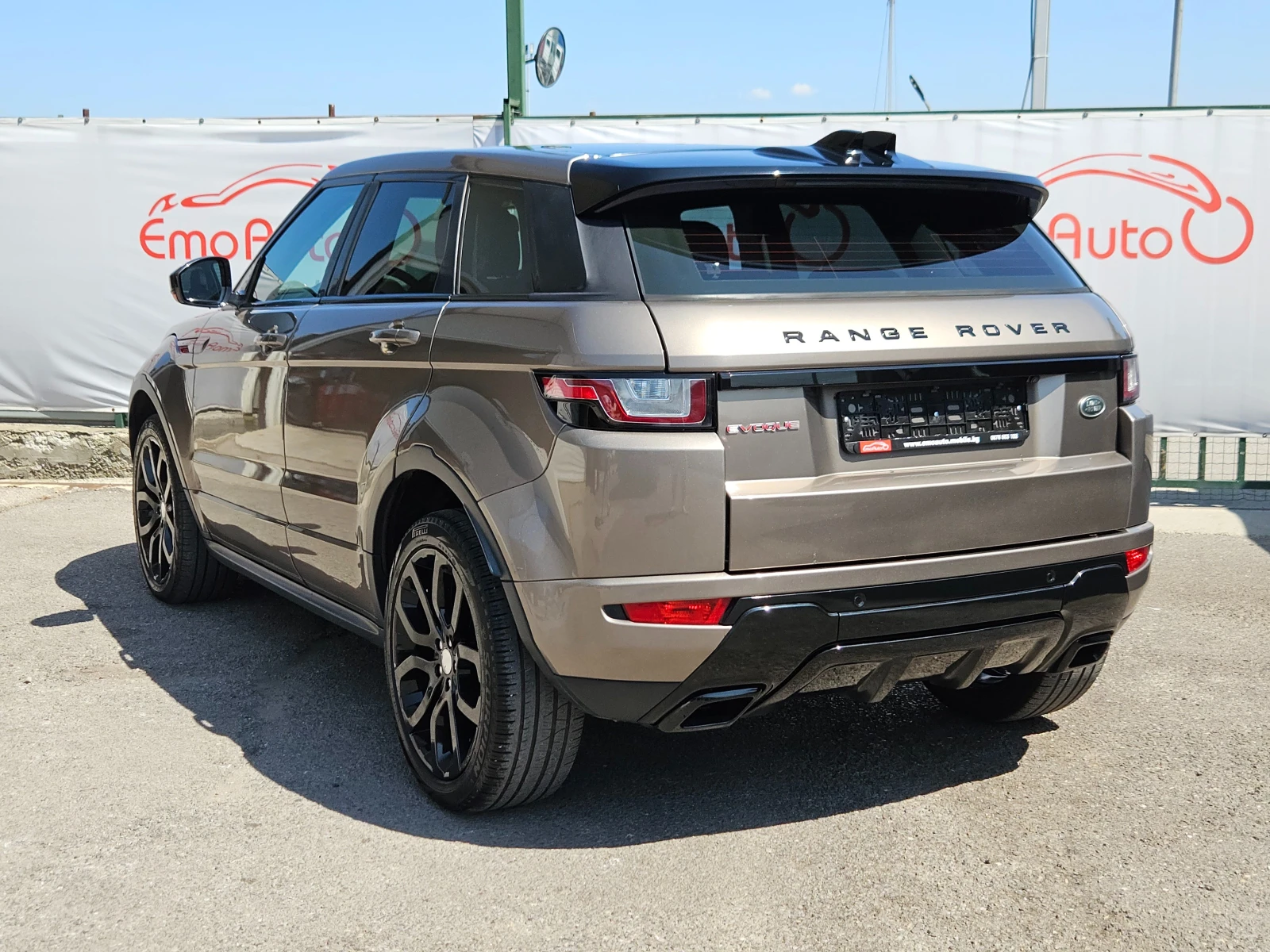 Land Rover Range Rover Evoque 2.0D/Dynamic/4X4/150ks/LED/NAVI/БЛУТУТ/EURO 6B/ТОП - изображение 5