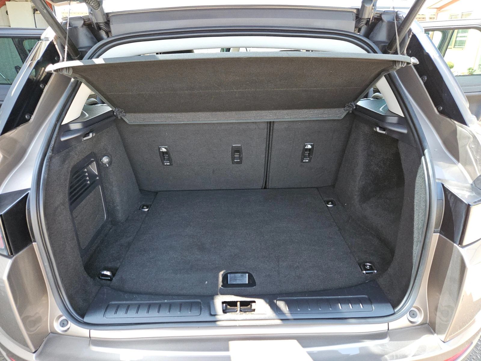 Land Rover Range Rover Evoque 2.0D/Dynamic/4X4/150ks/LED/NAVI/БЛУТУТ/EURO 6B/ТОП - изображение 4