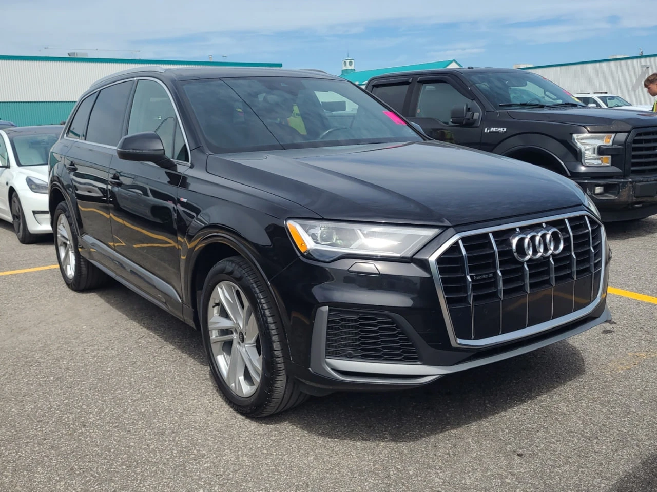 Audi Q7 * CARFAX * АВТО КРЕДИТ * ЦЕНА ДО БГ! - изображение 2