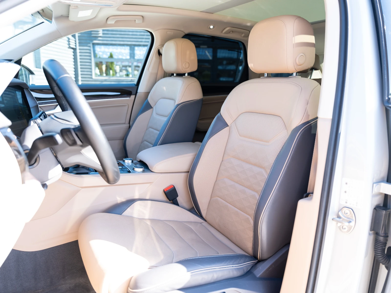 VW Touareg Atmosphere  - изображение 8