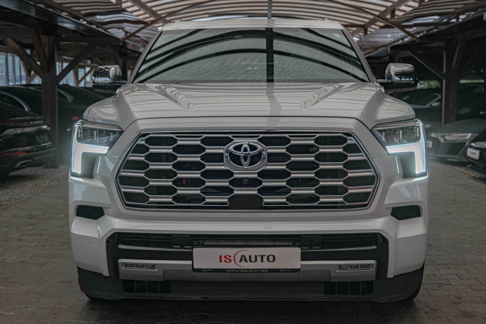 Toyota Sequoia Capstone/JBL/6+ 1/Обдухване/Panorama/HuD/Virtual/L - изображение 2