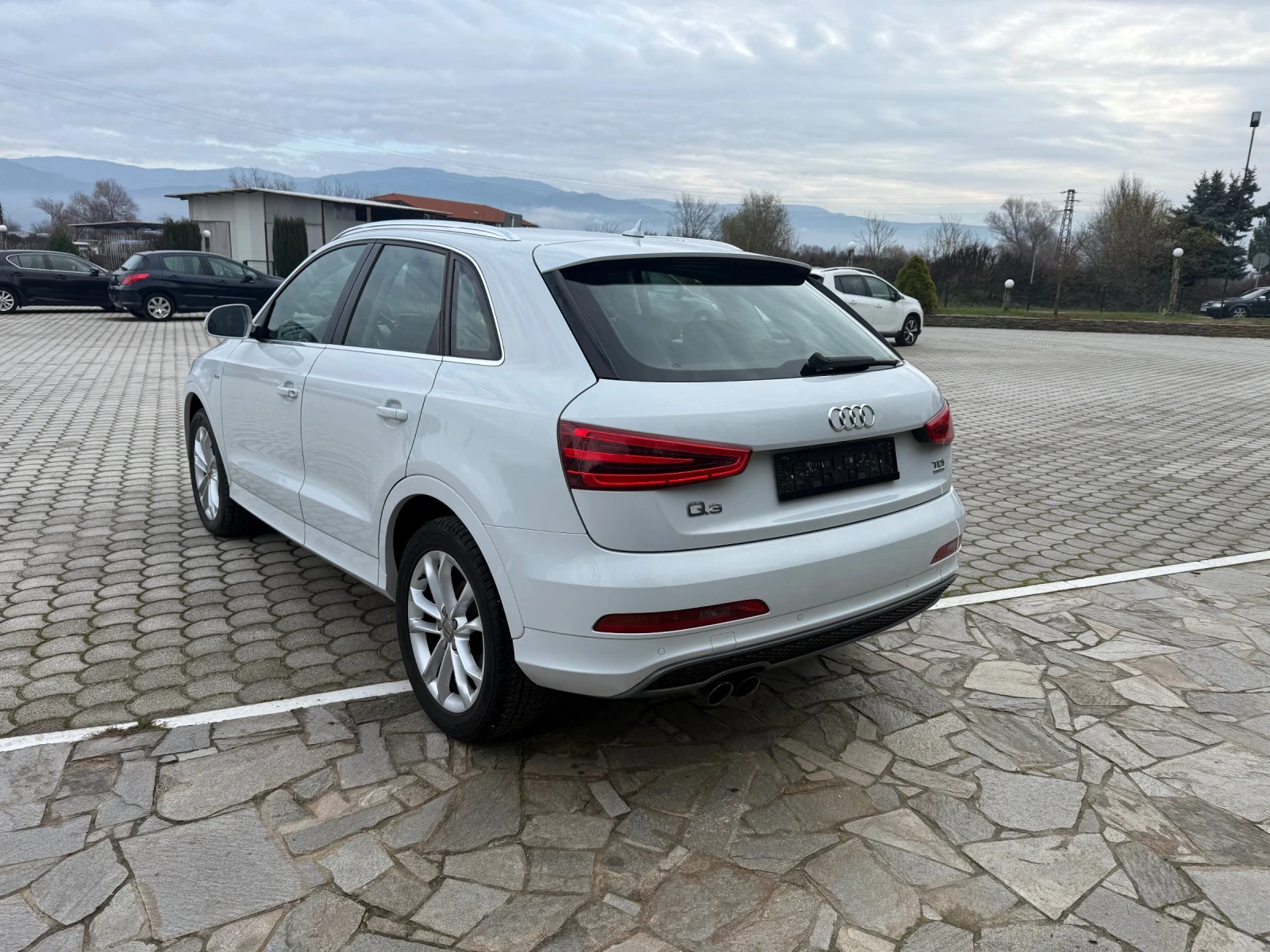 Audi Q3 2.0TDI 177hp S-line | Mobile.bg   5