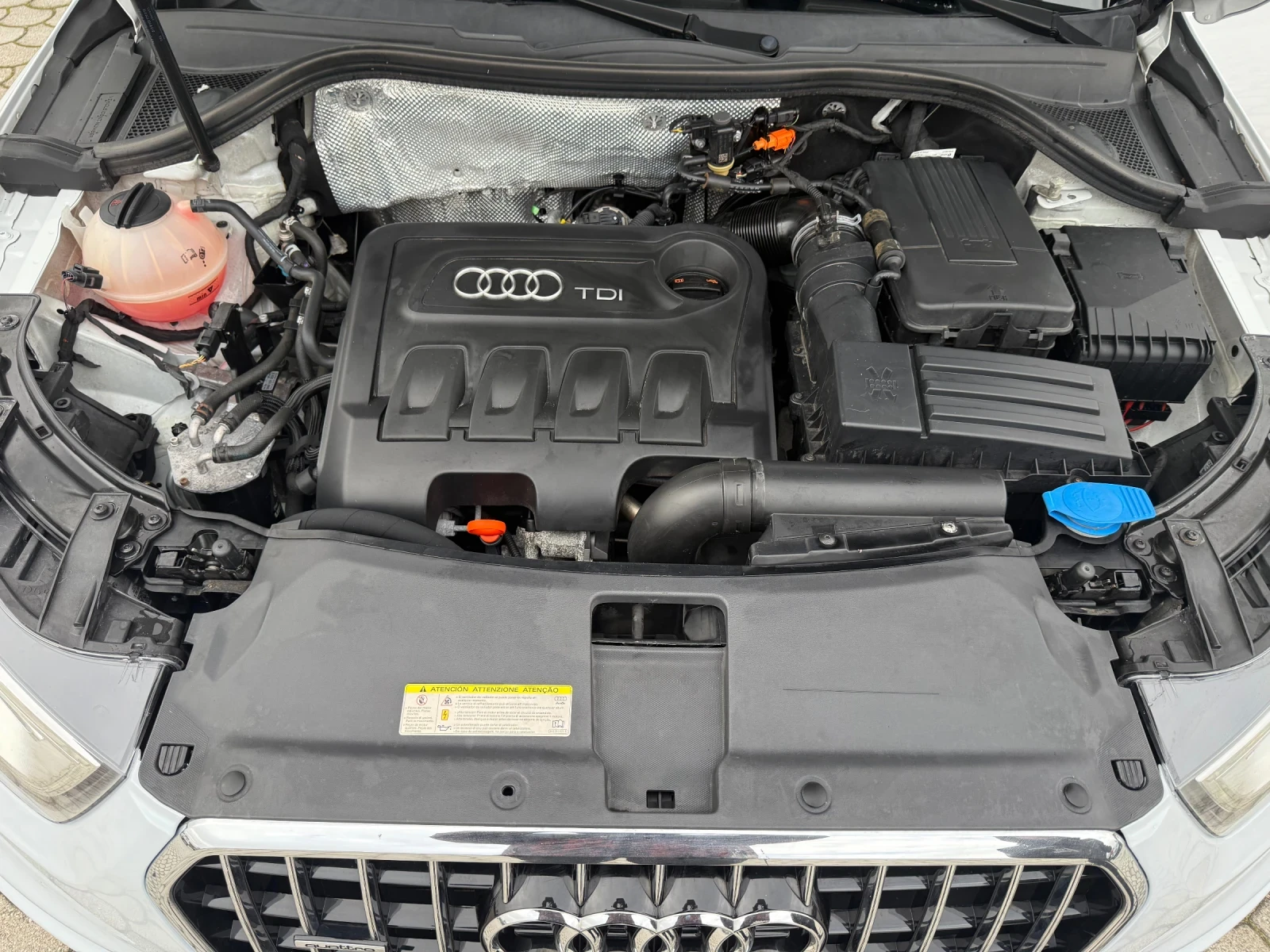 Audi Q3 2.0TDI 177hp S-line | Mobile.bg   12