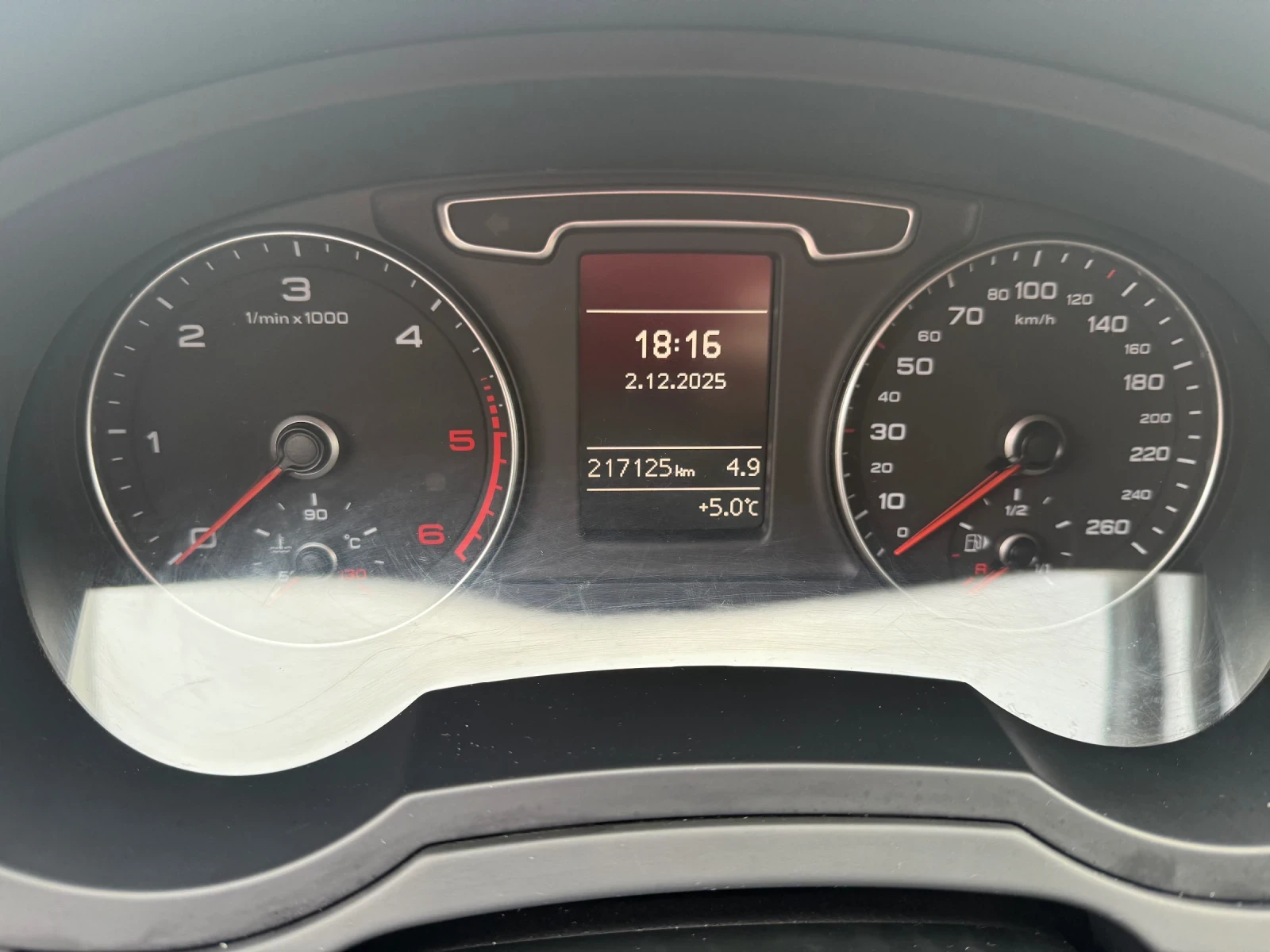 Audi Q3 2.0TDI 177hp S-line | Mobile.bg   11