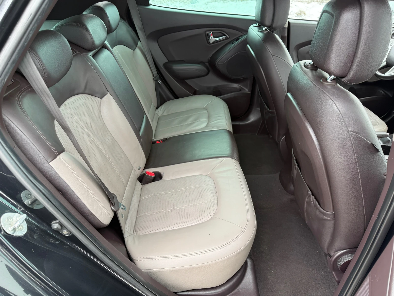 Hyundai IX35 2.0 CRDi / 4WD / 4X4 / KOJA / PODGREV / PARKTRONIC | Mobile.bg � ����������� 13