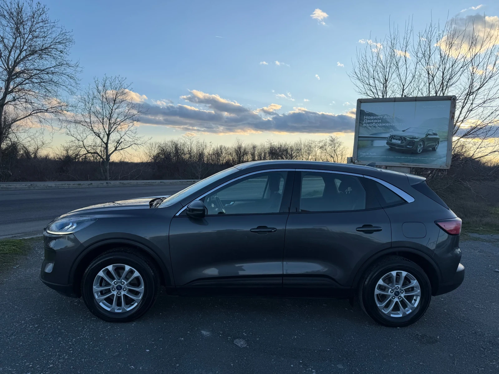 Ford Kuga 2.0 - 190 / 4Х4 / АВТОМАТИК / ЕВРО6 / ЗАДНА КАМЕРА, снимка 8 - Автомобили и джипове - 53990254