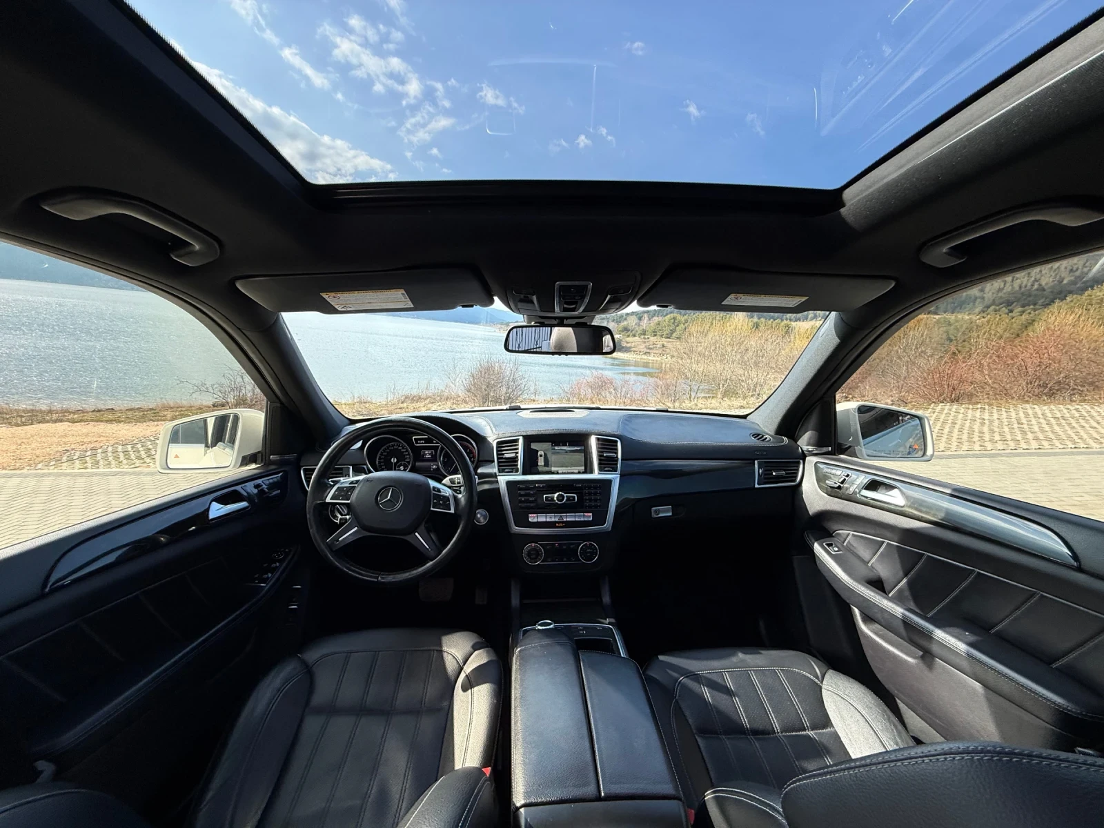 Mercedes-Benz GL 350 AMG/PANORAMA/DISTRONIK/360/KEYLESS/SOFT CLOSE, снимка 10 - Автомобили и джипове - 54001707