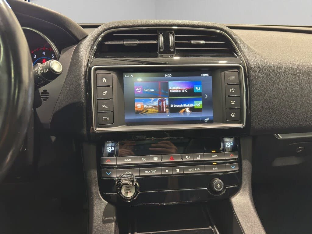 Jaguar F-PACE  25t Prestige AWD, снимка 15 - Автомобили и джипове - 54323745