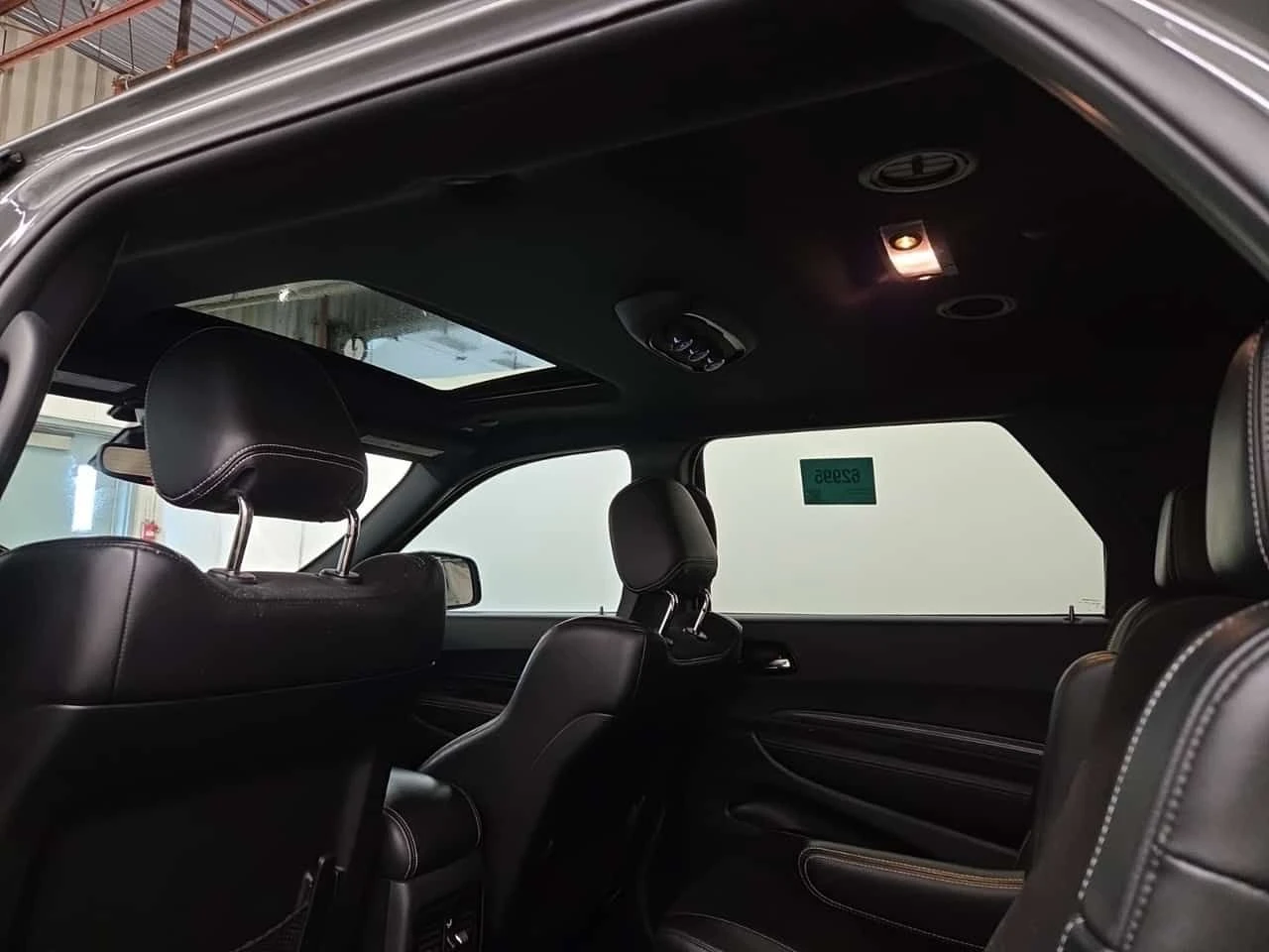 Dodge Durango SRT 392 * CARFAX * Един собственик * Без инциденти, снимка 12 - Автомобили и джипове - 55441414