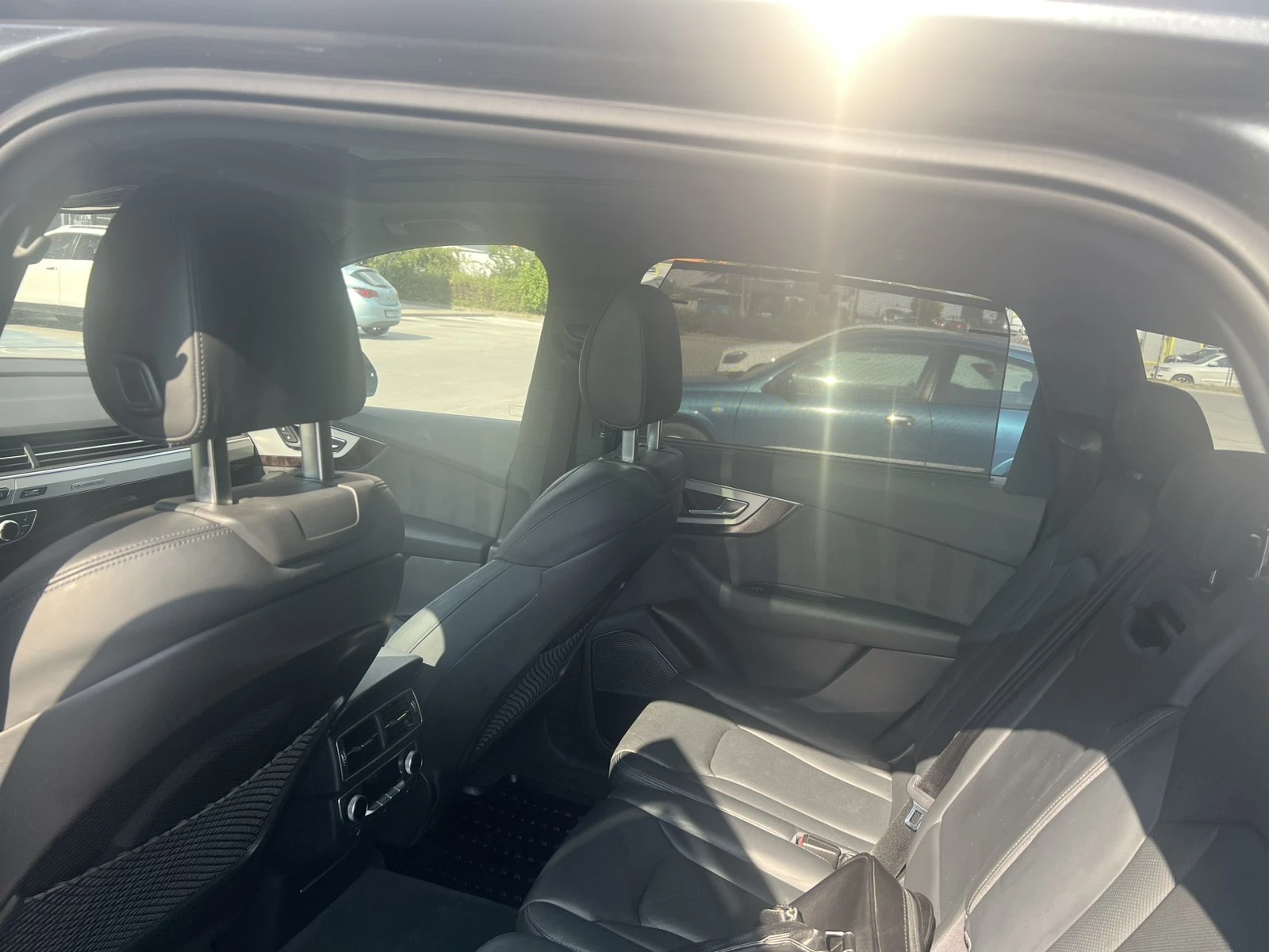 Audi Q7 3.0 TFSI, MASSAGE, B&O, HEAD-UP, S-LINE, DISTR, снимка 9 - Автомобили и джипове - 55627584