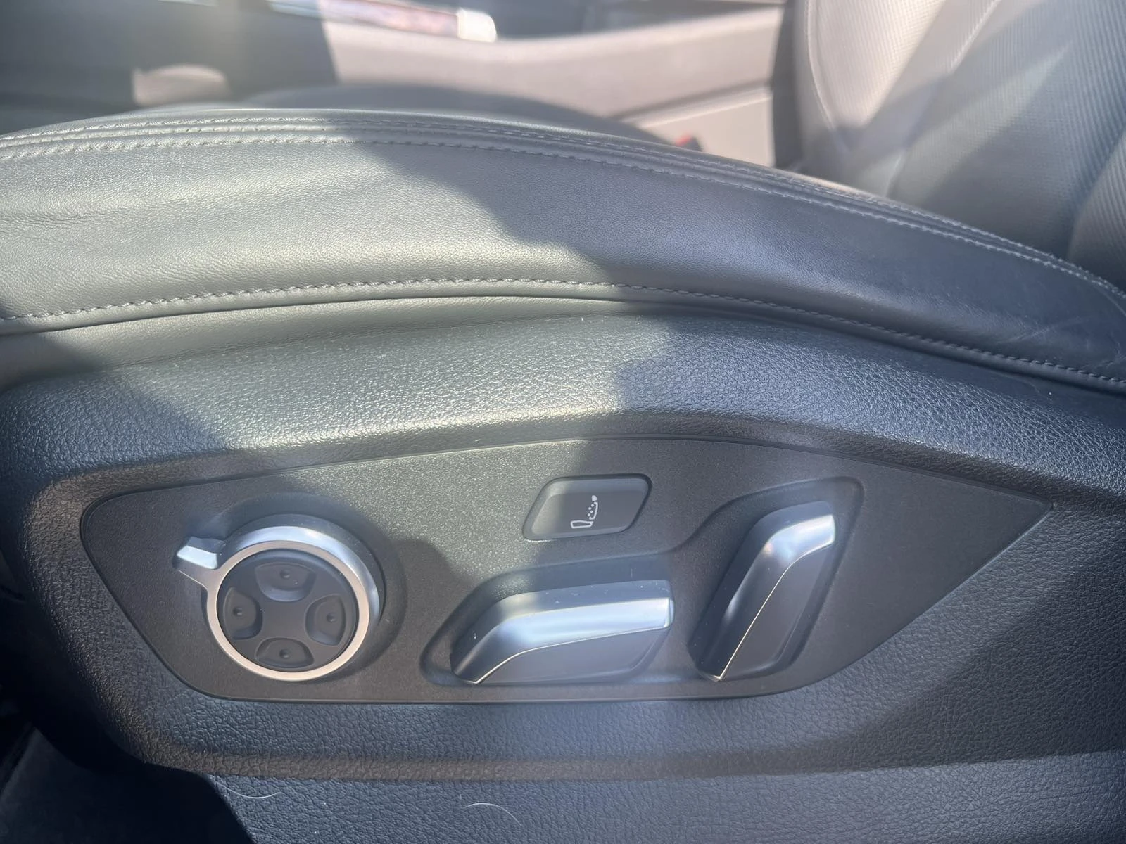 Audi Q7 3.0 TFSI, MASSAGE, B&O, HEAD-UP, S-LINE, DISTR, снимка 11 - Автомобили и джипове - 55627584
