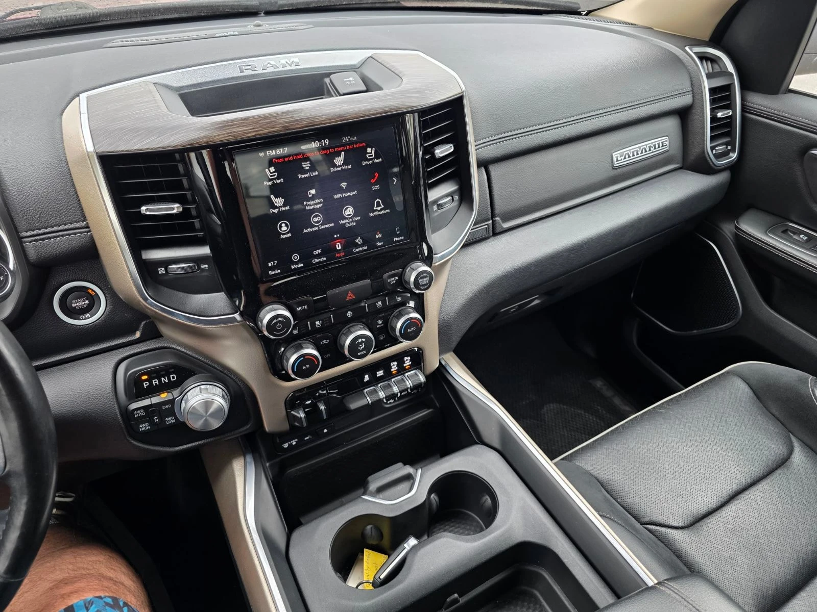 Dodge RAM 1500  Laramie  / ОБДУХВАНЕ / CARFAX / АВТОКРЕДИТ  , снимка 9 - Автомобили и джипове - 55875980