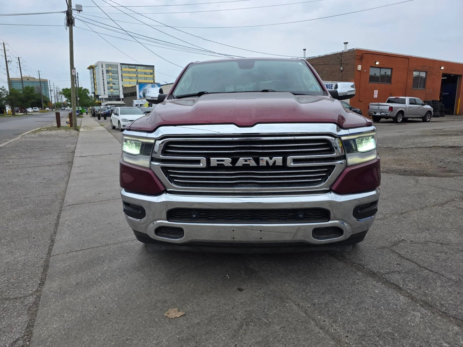 Dodge RAM 1500  Laramie  / ОБДУХВАНЕ / CARFAX / АВТОКРЕДИТ  , снимка 6 - Автомобили и джипове - 55875980