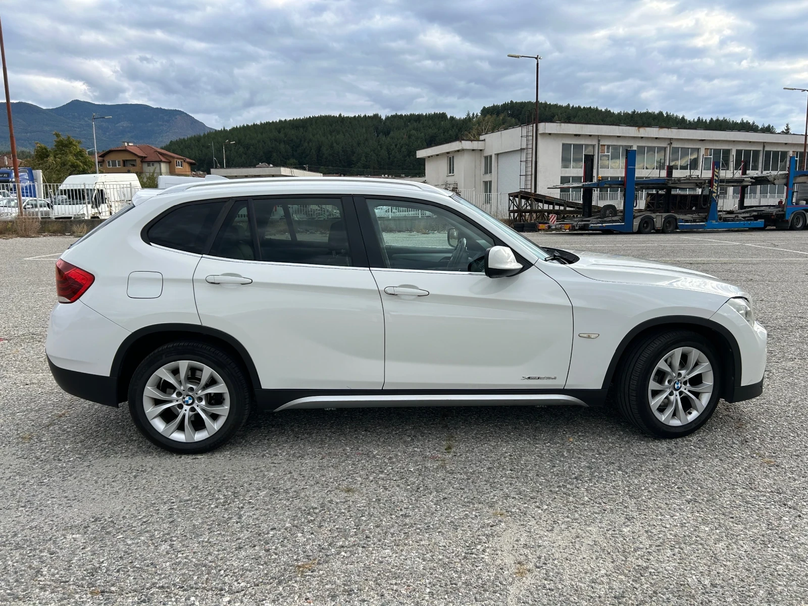 BMW X1 23d Xdrive , снимка 5 - Автомобили и джипове - 56249593
