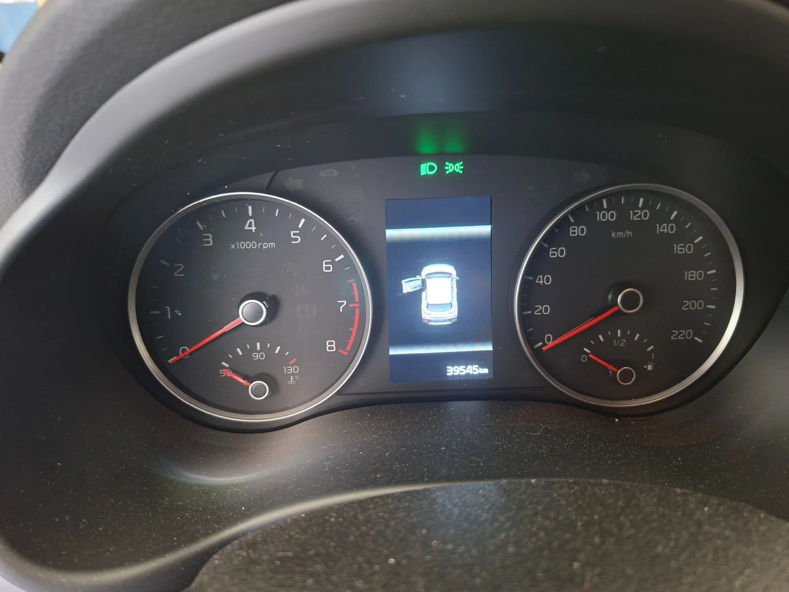 Kia Stonic 1.0 100 hp. 7 AT EX, снимка 8 - Автомобили и джипове - 56585535