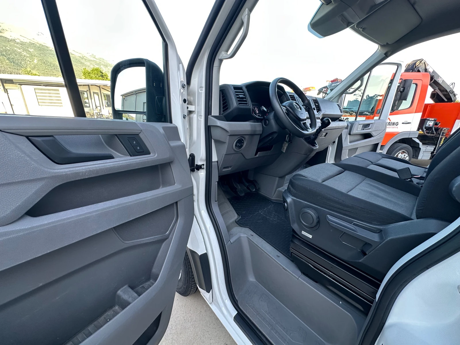 VW Crafter 2-!XXL!FULL!LED!EURO6! | Mobile.bg   11