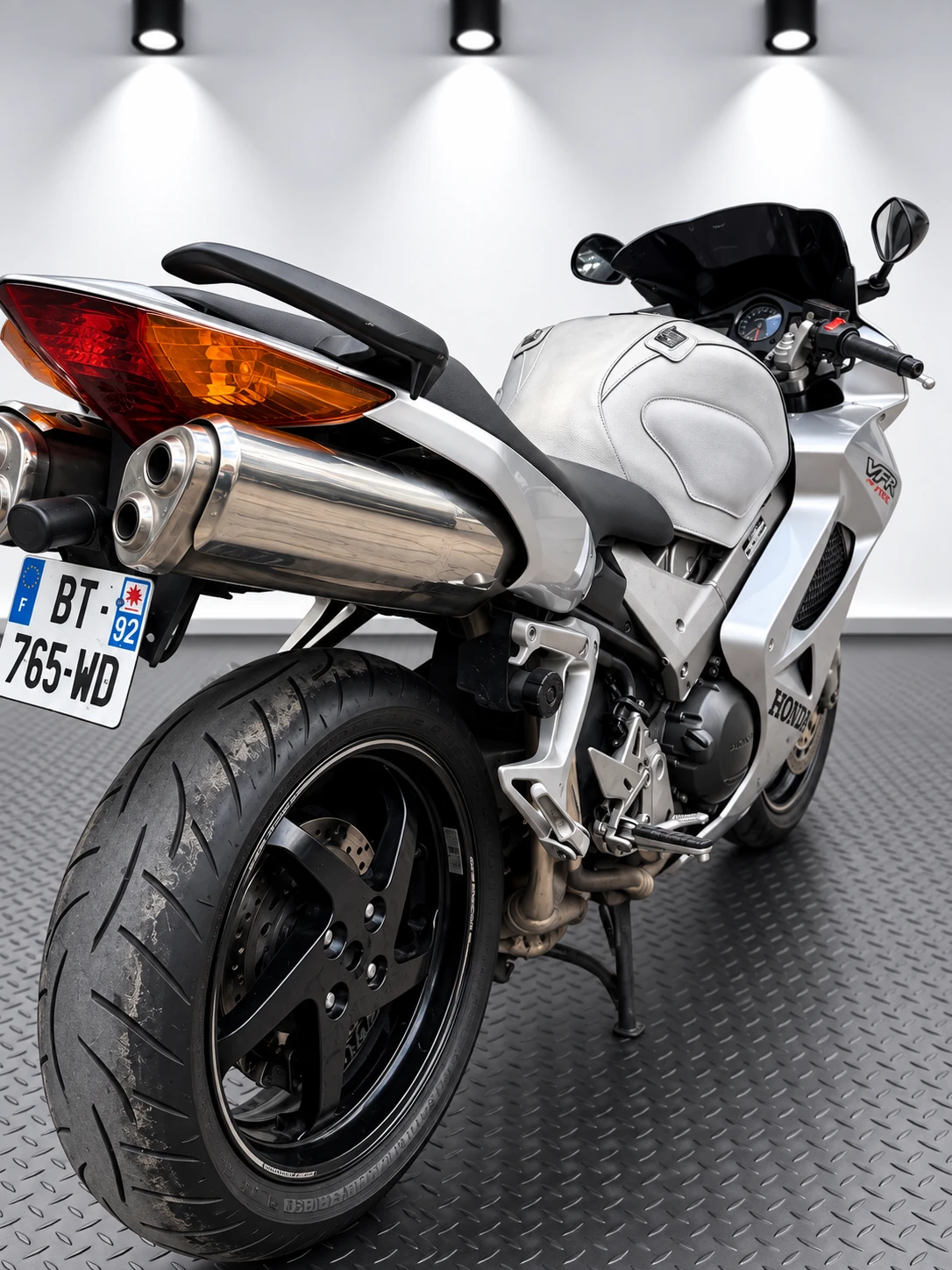Honda Vfr 800 V4, снимка 5 - Мотоциклети и мототехника - 56115625