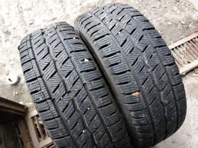 Гуми Зимни 215/65R16, снимка 2 - Гуми и джанти - 48821166