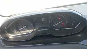 Peugeot 208 1.2i, снимка 8