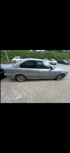BMW 520, снимка 3