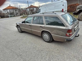 Mercedes-Benz 124 Е 300, снимка 3