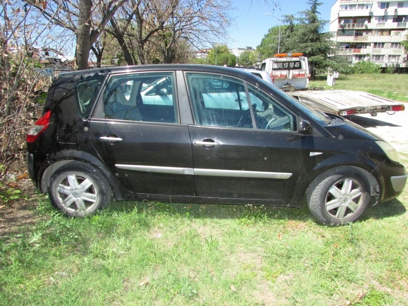 Renault Scenic 1.9DCI C22, снимка 4 - Автомобили и джипове - 41814236