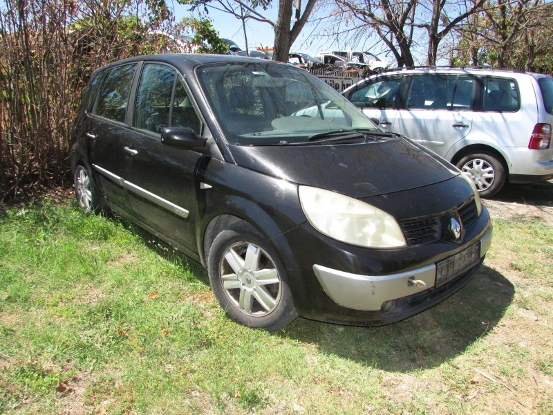 Renault Scenic 1.9DCI C22, снимка 3 - Автомобили и джипове - 41814236