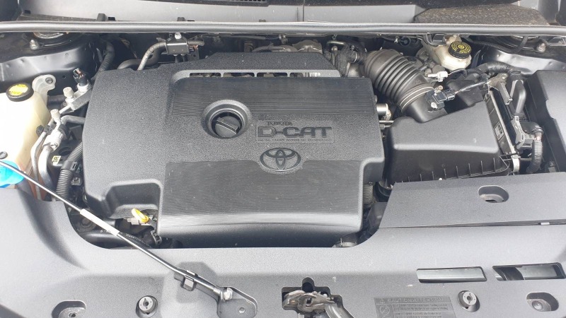 Toyota Corolla verso, снимка 16 - Автомобили и джипове - 46272970
