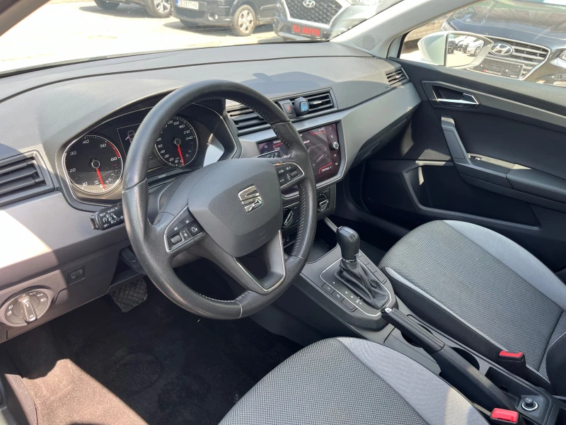 Seat Ibiza 1.6 TDI AUTOMATIC NAVI EURO 6C, снимка 10 - Автомобили и джипове - 46818872