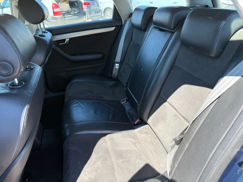 Audi A4 2.0TDI * КОЖА* КРУИЗ КОНТРОЛ* ЛИЗИНГ, снимка 7 - Автомобили и джипове - 51316768