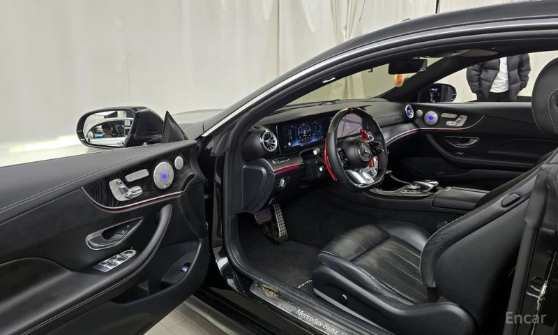 Mercedes-Benz E 220, снимка 10 - Автомобили и джипове - 52807748