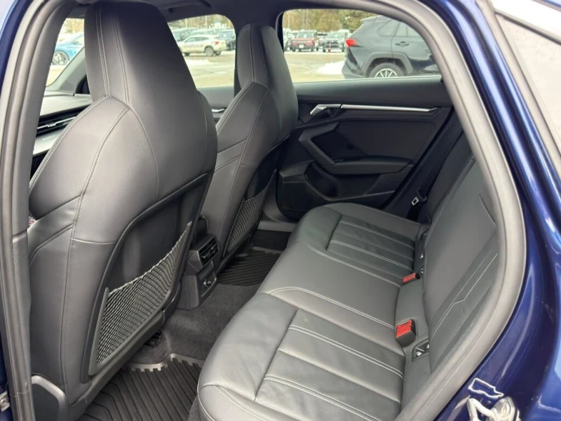 Audi A3 * ProgressivONE OWNER, ACCIDENT FREE, AWD, SUNROOF, снимка 10 - Автомобили и джипове - 52959273