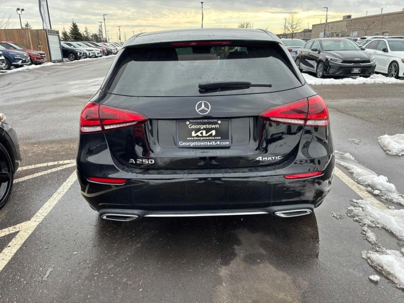 Mercedes-Benz A 250 * CARFAX * БЕЗ ПЪРВОНАЧАЛНА ВНОСКА, снимка 4 - Автомобили и джипове - 53086562