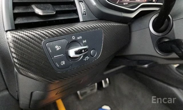 Audi A4 45 TFSI Premium | ЗАДНА КАМЕРА | KEYLESS | ШИБЕДАХ, снимка 14 - Автомобили и джипове - 53982557