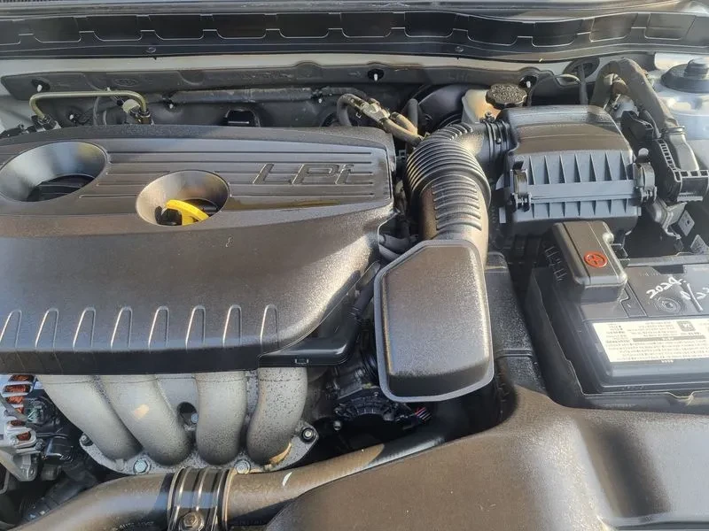 Kia K5  Lpi Deluxe, снимка 6 - Автомобили и джипове - 55921758