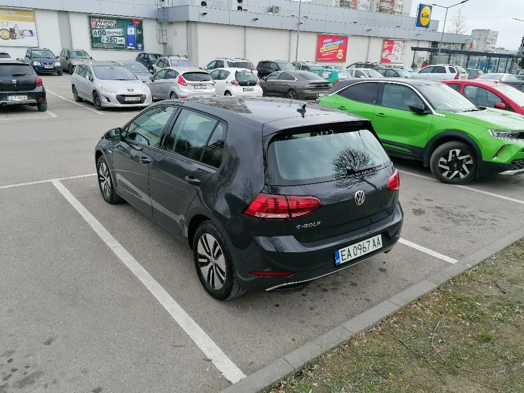 VW Golf 7.5 E-GOLF 13.08.2020g - изображение 9